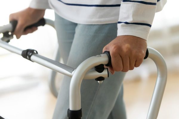 A patient’s falls risk and mobility is everybody’s responsibility. (Shutterstock)
