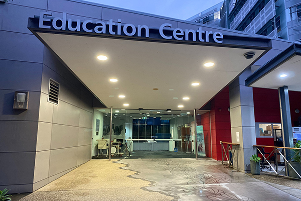 Entrance South East - Royal Brisbane And Women's Hospital