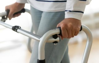 A patient’s falls risk and mobility is everybody’s responsibility. (Shutterstock)