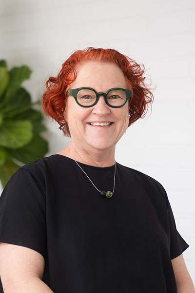 Dr Karen McCue