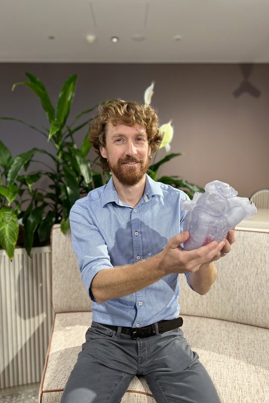 HBI engineer David shows off 3D heart model