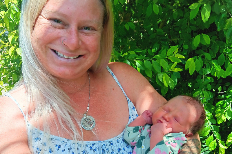 Mum Yasmin with Baby Payton